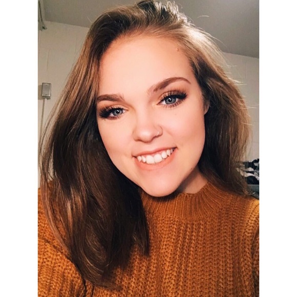 Meet your Posher, Ryann - Picture 1 of 1